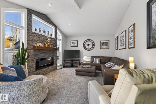 15424 43 Street, Edmonton, AB - Indoor Photo Showing Living Room With Fireplace