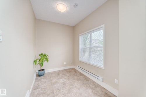55 655 Watt Boulevard, Edmonton, AB - Indoor Photo Showing Other Room