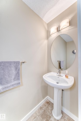 55 655 Watt Boulevard, Edmonton, AB - Indoor Photo Showing Bathroom