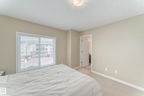 55 655 Watt Boulevard, Edmonton, AB - Indoor Photo Showing Bedroom