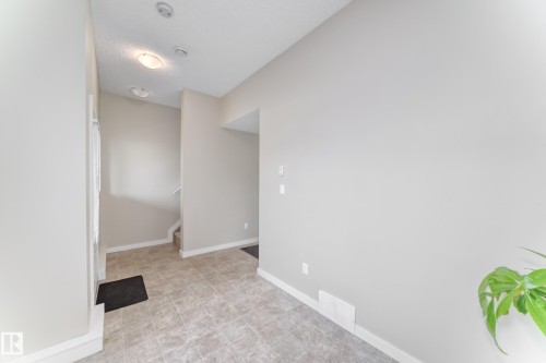 55 655 Watt Boulevard, Edmonton, AB - Indoor Photo Showing Other Room