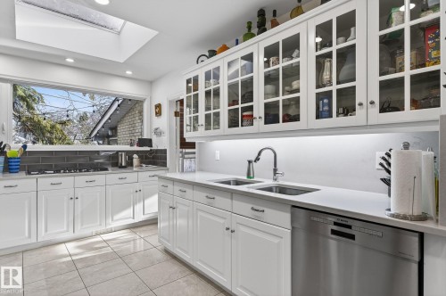 10235 134 Street Nw, Edmonton, AB 