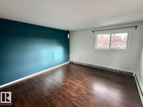 12409 80 Street, Edmonton, AB - Indoor Photo Showing Other Room