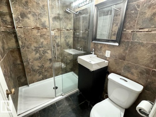 12409 80 Street, Edmonton, AB - Indoor Photo Showing Bathroom