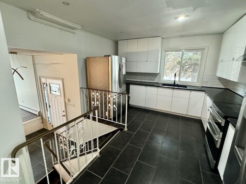 12409 80 Street, Edmonton, AB - Indoor Photo Showing Kitchen