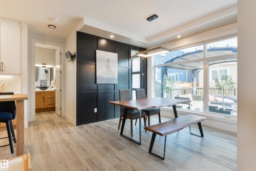 219 37 Street, Edmonton, AB - Indoor Photo Showing Dining Room