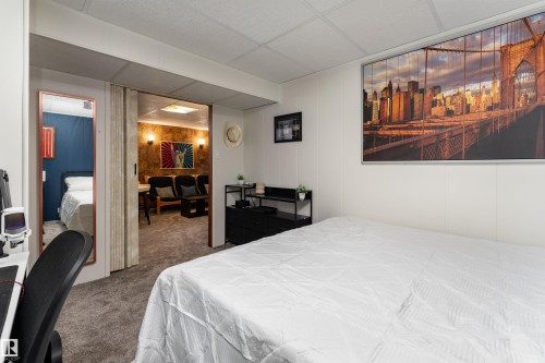 15007 115 Street, Edmonton, AB - Indoor Photo Showing Bedroom