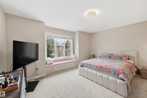 11575 13 Avenue, Edmonton, AB 