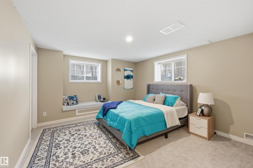 11575 13 Avenue, Edmonton, AB 