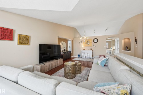 11575 13 Avenue, Edmonton, AB 