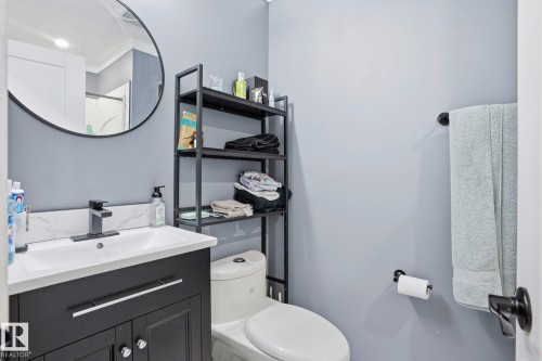 14704 61A Street, Edmonton, AB - Indoor Photo Showing Bathroom