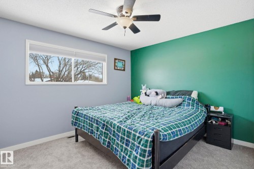 14704 61A Street, Edmonton, AB - Indoor Photo Showing Bedroom