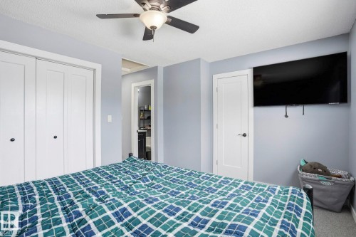 14704 61A Street, Edmonton, AB - Indoor Photo Showing Bedroom