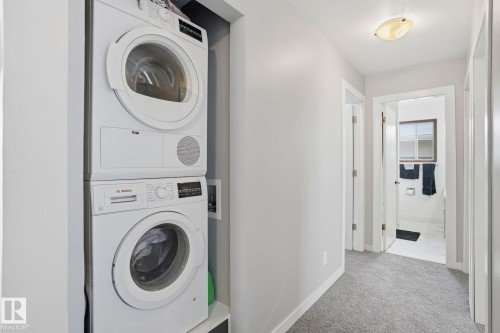 14704 61A Street, Edmonton, AB - Indoor Photo Showing Laundry Room