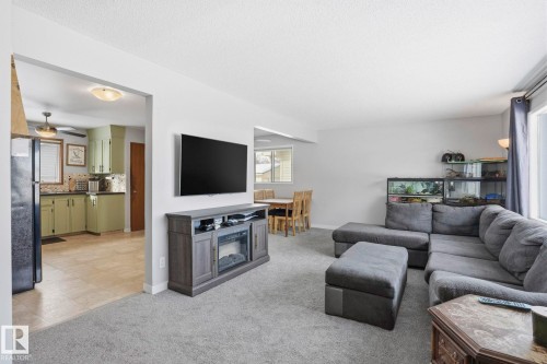 14704 61A Street, Edmonton, AB - Indoor Photo Showing Living Room