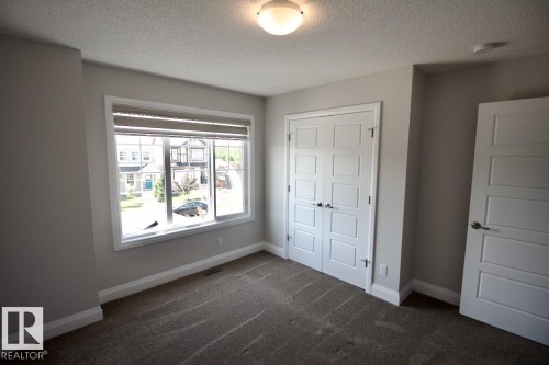 Upper 1929 Davidson Wynd, Edmonton, AB - Indoor