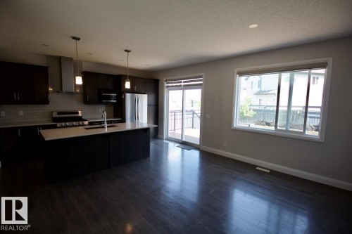 Upper 1929 Davidson Wynd, Edmonton, AB - Indoor Photo Showing Kitchen
