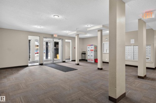 209 530 Watt Boulevard, Edmonton, AB - Indoor Photo Showing Other Room