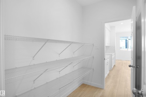 2603 15 Avenue, Edmonton, AB - Indoor