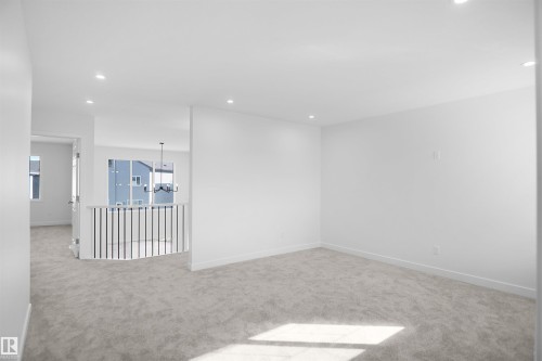 2603 15 Avenue, Edmonton, AB - Indoor Photo Showing Other Room