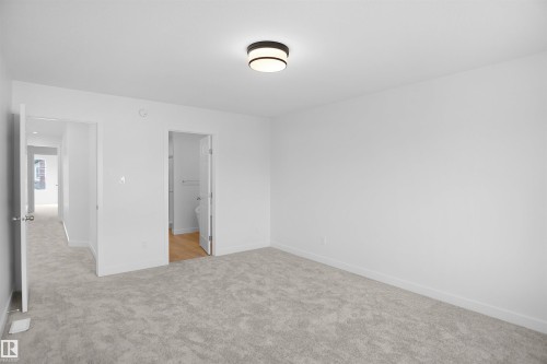 2603 15 Avenue, Edmonton, AB - Indoor Photo Showing Other Room