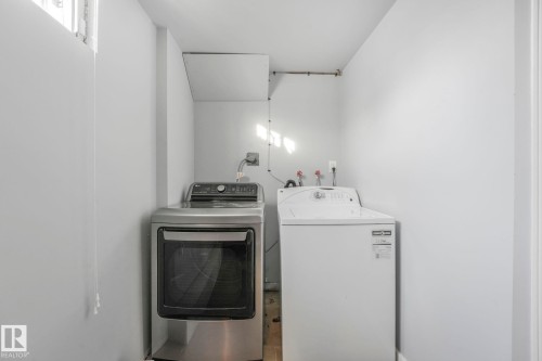 Laundry room with independent washer and dryer - 14924 81 Street, Edmonton, AB 