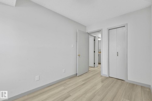 81 Willowdale Place, Edmonton, AB - Indoor Photo Showing Other Room