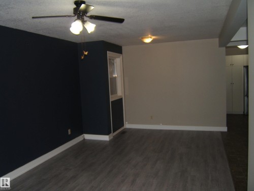 4901 47 Avenue, Myrnam, AB - Indoor Photo Showing Other Room