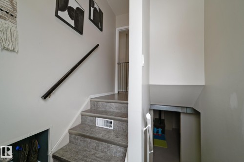 5228 53 Avenue, Viking, AB - Indoor Photo Showing Other Room