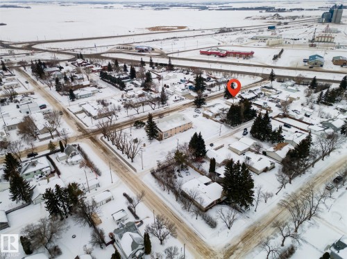 5228 53 Avenue, Viking, AB - Outdoor With View