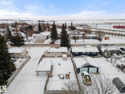 5228 53 Avenue, Viking, AB - Outdoor With View