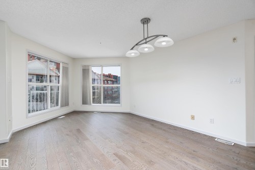 409 10221 111 Street, Edmonton, AB - Indoor Photo Showing Other Room