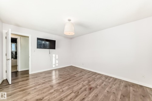 3426 135A Avenue, Edmonton, AB - Indoor Photo Showing Other Room