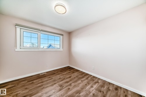 3426 135A Avenue, Edmonton, AB - Indoor Photo Showing Other Room