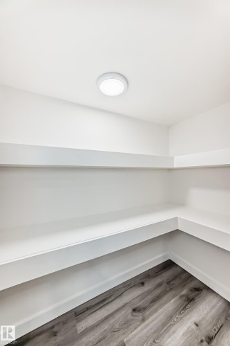 3426 135A Avenue, Edmonton, AB - Indoor