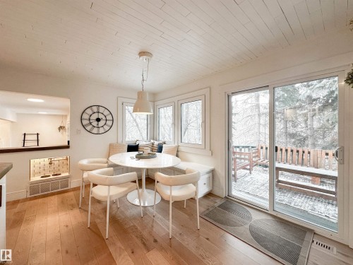23 Flagstone Crescent, St. Albert, AB - Indoor Photo Showing Dining Room