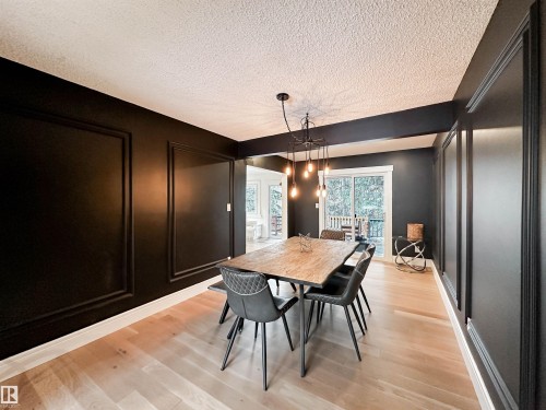 23 Flagstone Crescent, St. Albert, AB - Indoor Photo Showing Dining Room