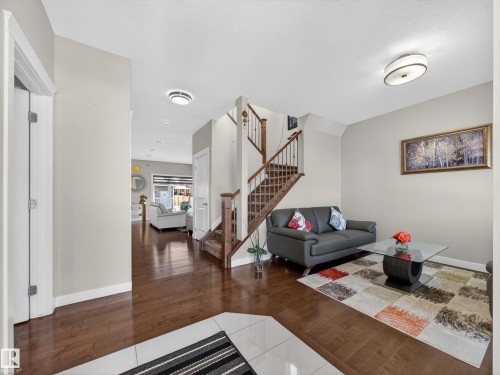 9917 162 Street, Edmonton, AB - Indoor Photo Showing Living Room