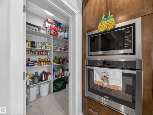 9917 162 Street, Edmonton, AB - Indoor