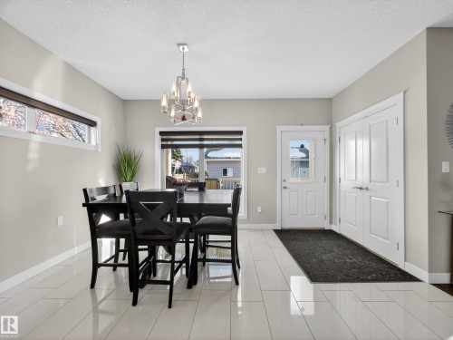 9917 162 Street, Edmonton, AB - Indoor Photo Showing Dining Room