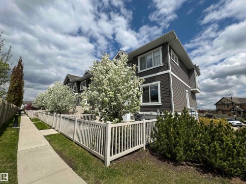 18 1140 Chappelle Boulevard, Edmonton, AB - Outdoor