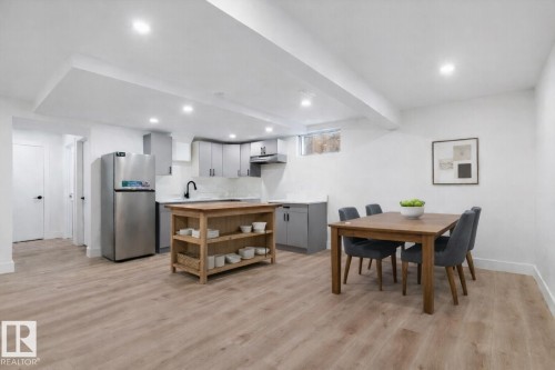 5504 94A Avenue, Edmonton, AB - Indoor Photo Showing Dining Room