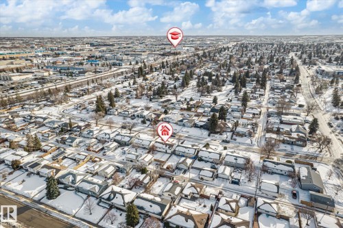 5504 94A Avenue, Edmonton, AB - Outdoor With View