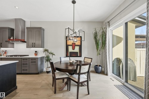 4605 Knight Point(E), Edmonton, AB - Indoor Photo Showing Dining Room