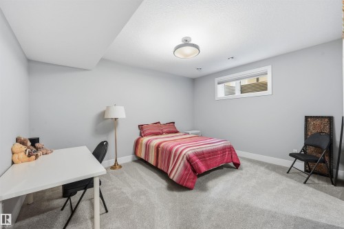 4605 Knight Point(E), Edmonton, AB - Indoor Photo Showing Bedroom