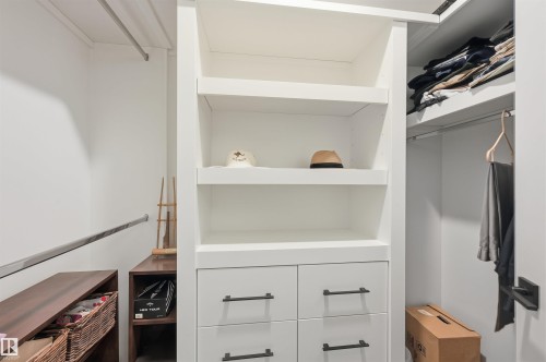 4605 Knight Point(E), Edmonton, AB - Indoor With Storage