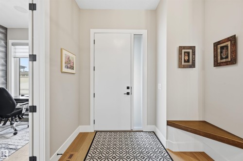 4605 Knight Point(E), Edmonton, AB - Indoor Photo Showing Other Room