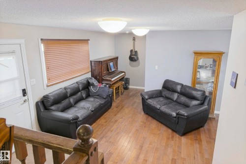 5226 43 Street, Barrhead, AB - Indoor Photo Showing Living Room