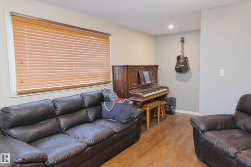 5226 43 Street, Barrhead, AB - Indoor Photo Showing Living Room