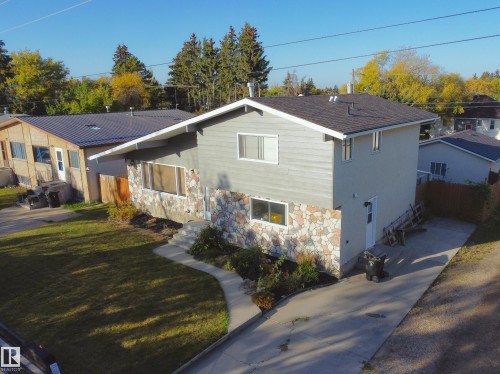 5226 43 Street, Barrhead, AB - Outdoor